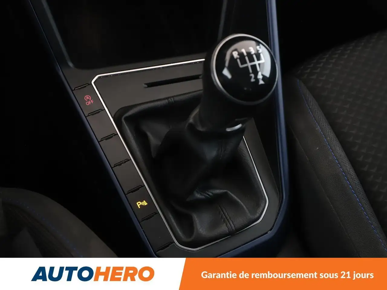 Volkswagen Polo Citadine 5 portes — photo 24