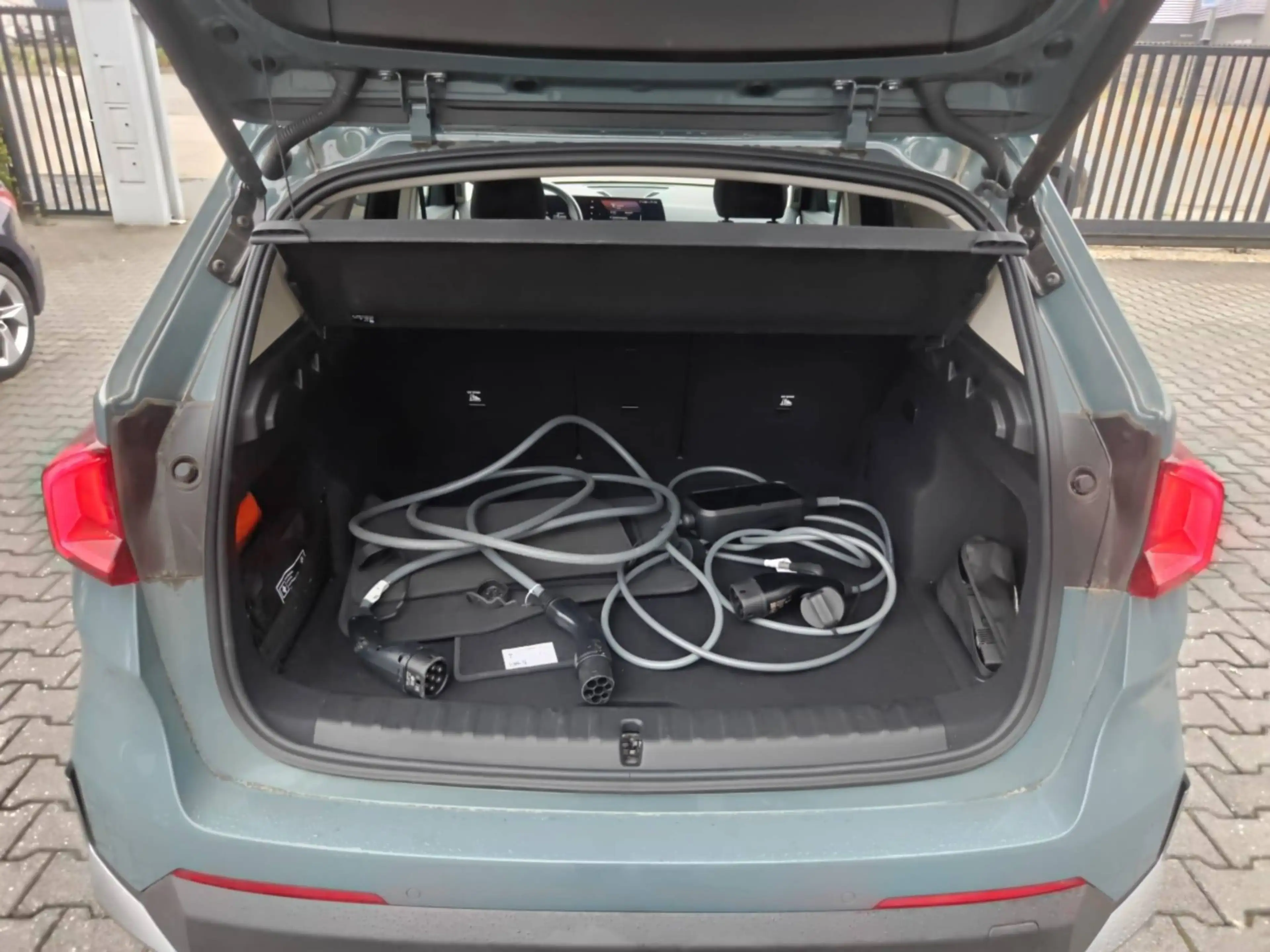 BMW iX1 eDrive20 / Cruise / LED / apple / CAM / Zetelverwarming / 17" — photo 4