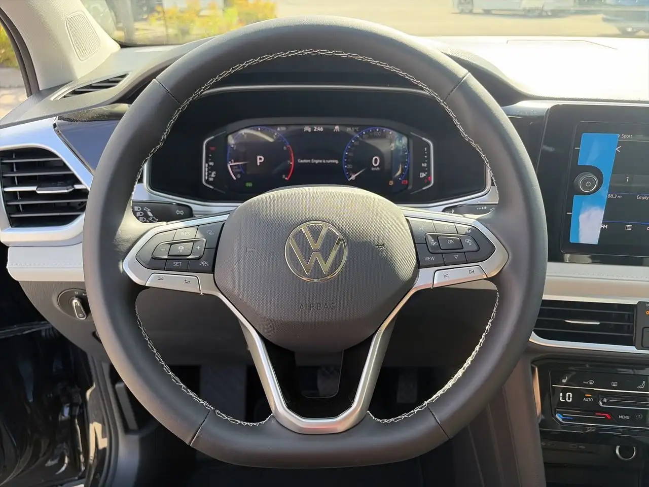 Volkswagen Taos снимка Volkswagen Taos