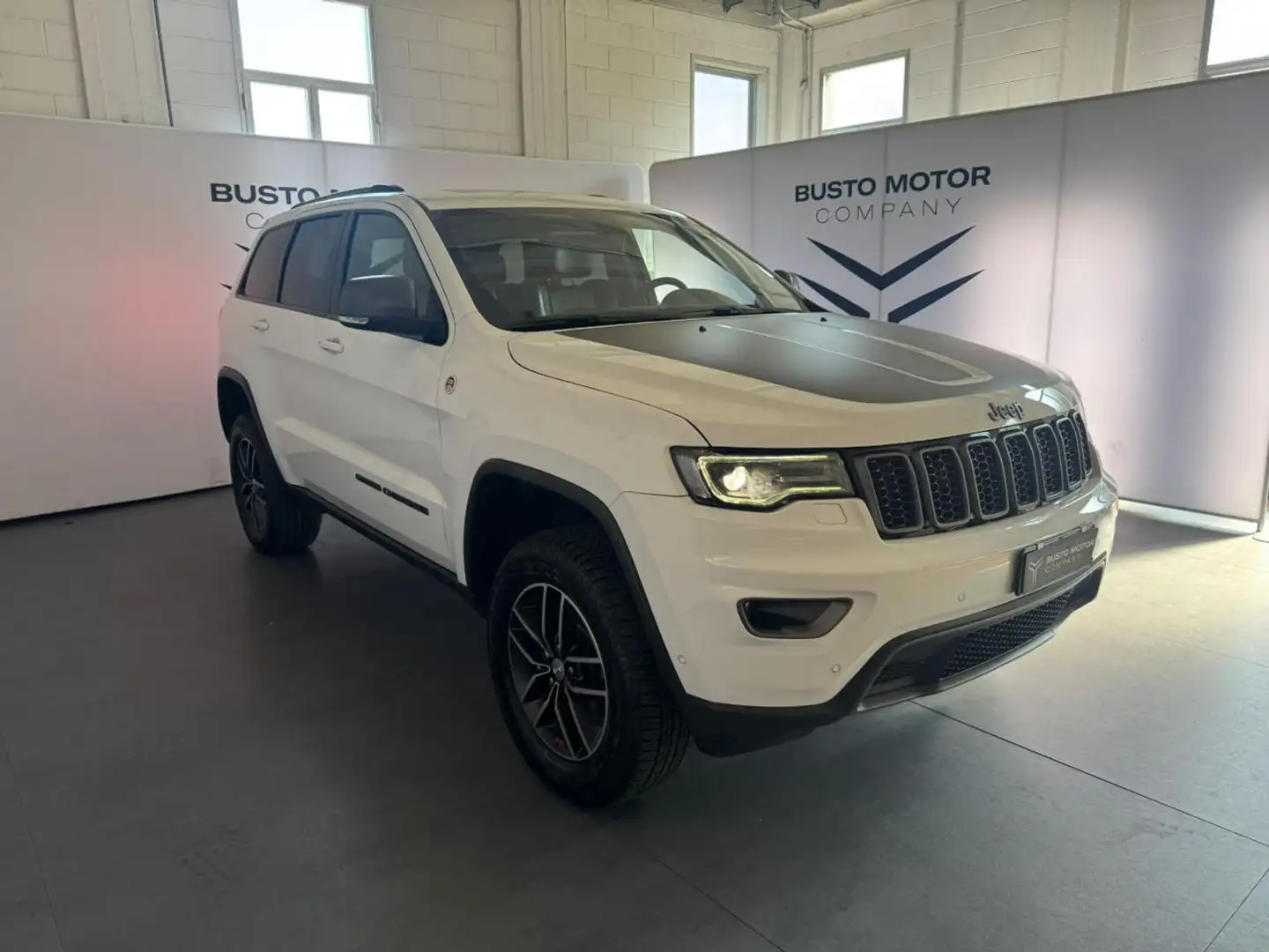 Jeep Grand Cherokee 3.0 V6 CRD 250 CV Multijet II Overland Blanc - 1