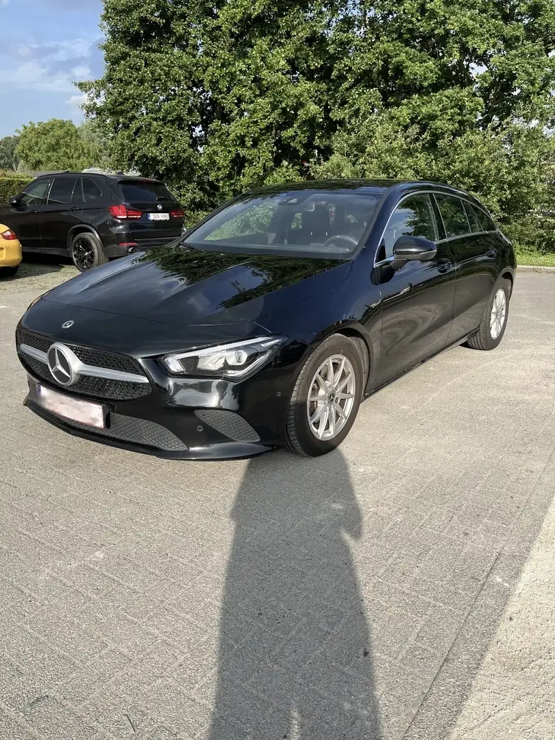 Mercedes-Benz CLA 200 Business Solution Zwart - 1