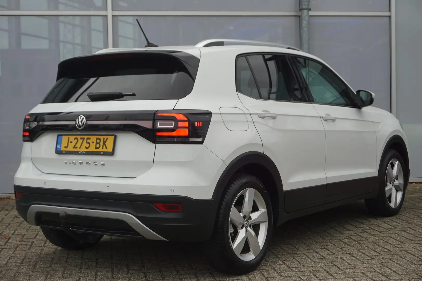 Volkswagen T-Cross 1.0 TSI 115pk Style DSG | Trekhaak | Navigatie | P Wit - 2