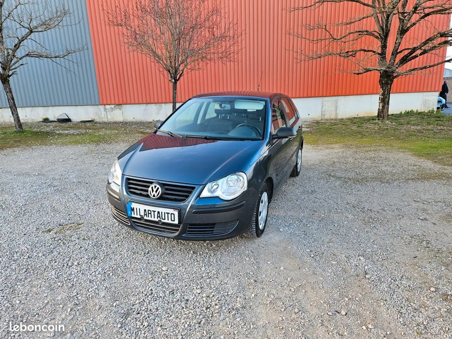 Volkswagen Polo VW 1.2 70CH Trendline Très Bon Etat... Šedá - 1