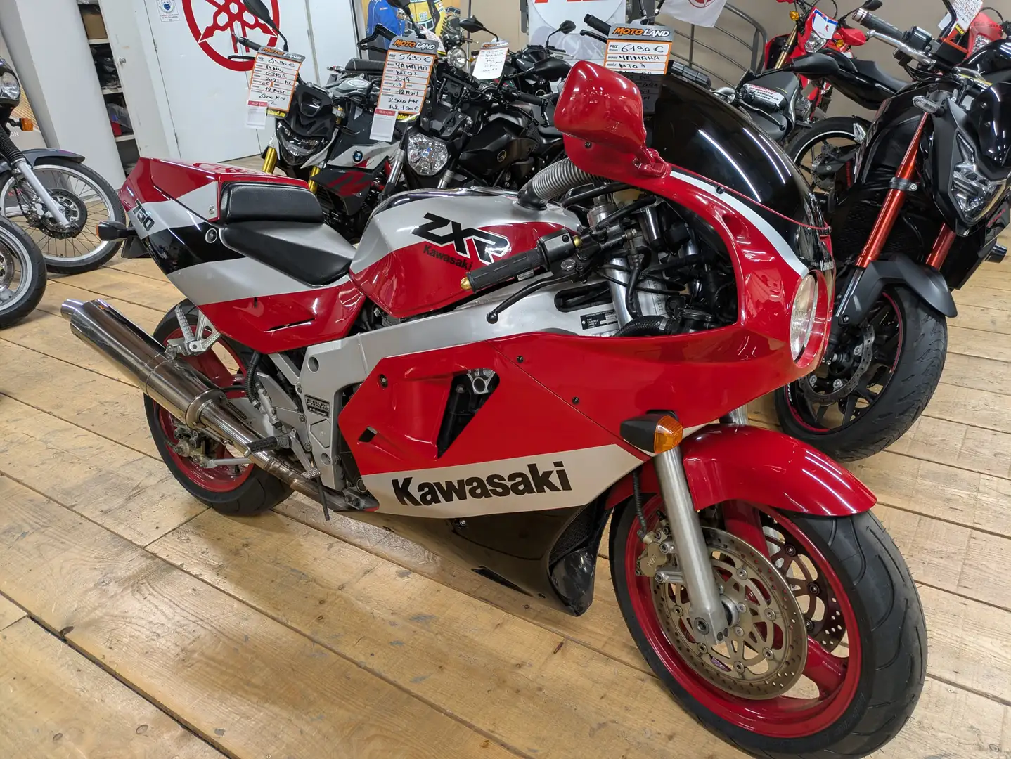 Kawasaki ZXR 750 Červená - 1