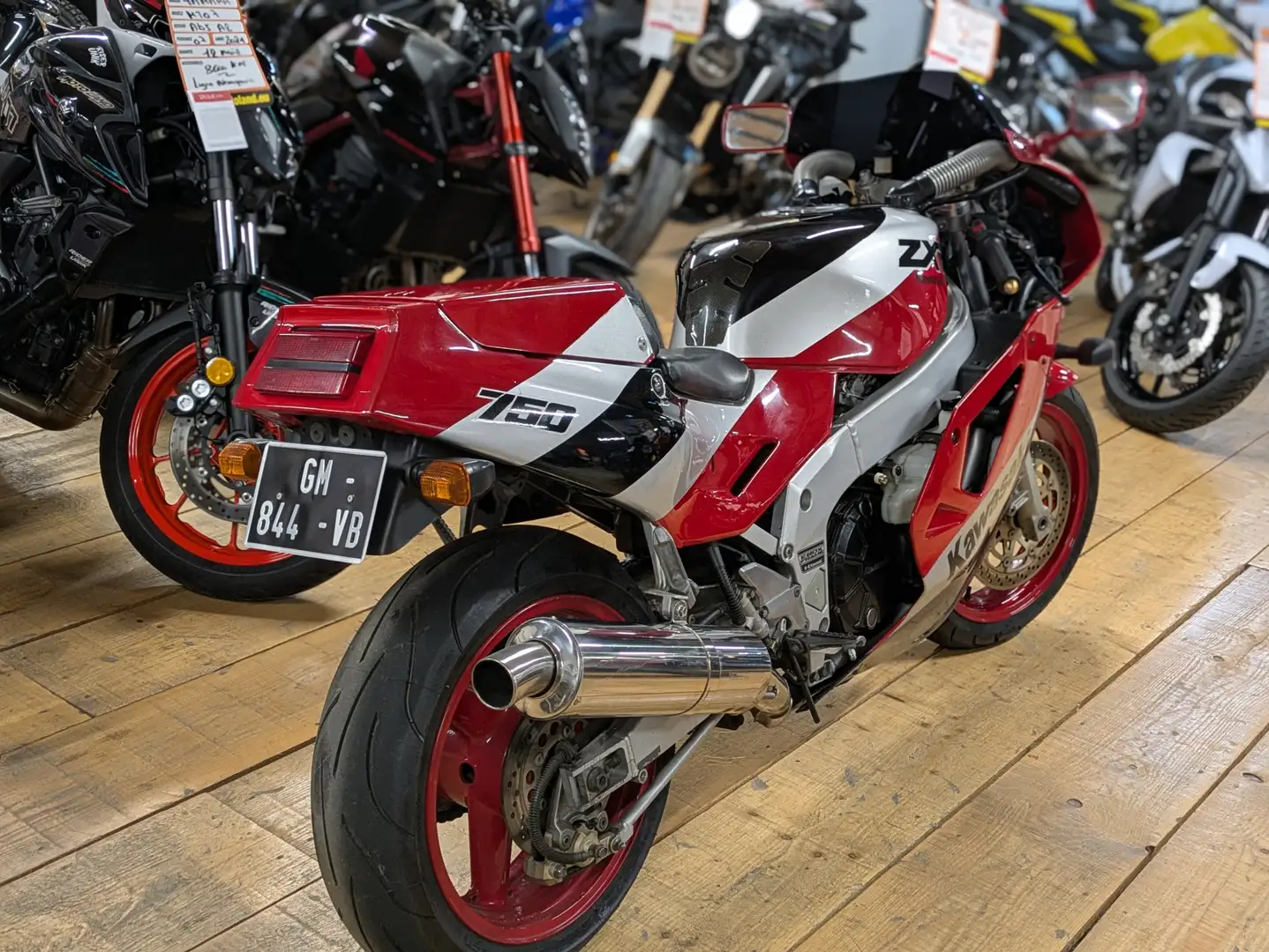 Kawasaki ZXR 750 Červená - 2
