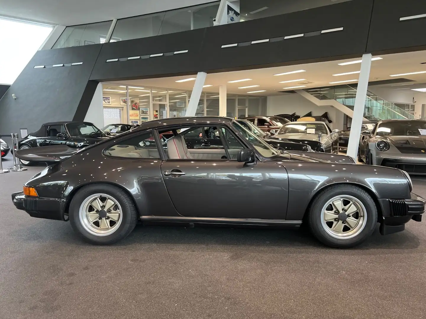 Porsche 911 G-Modell Weissach Edition *Restauriert* Gris - 2