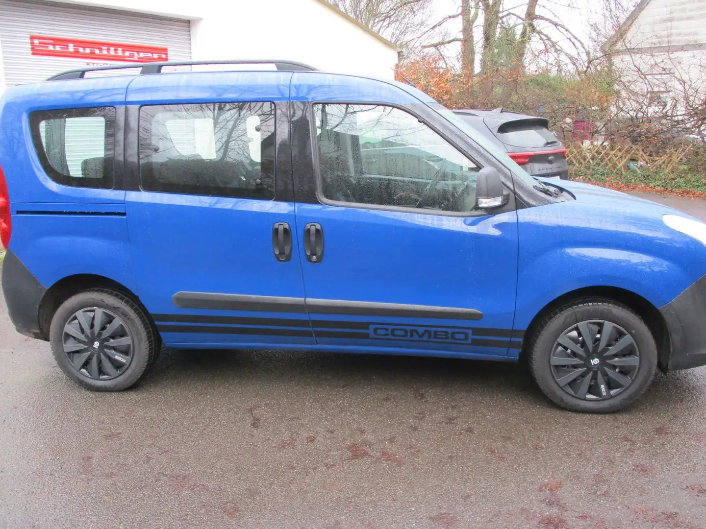 Opel Combo Edition Klima + AHK etc. Blau - 1