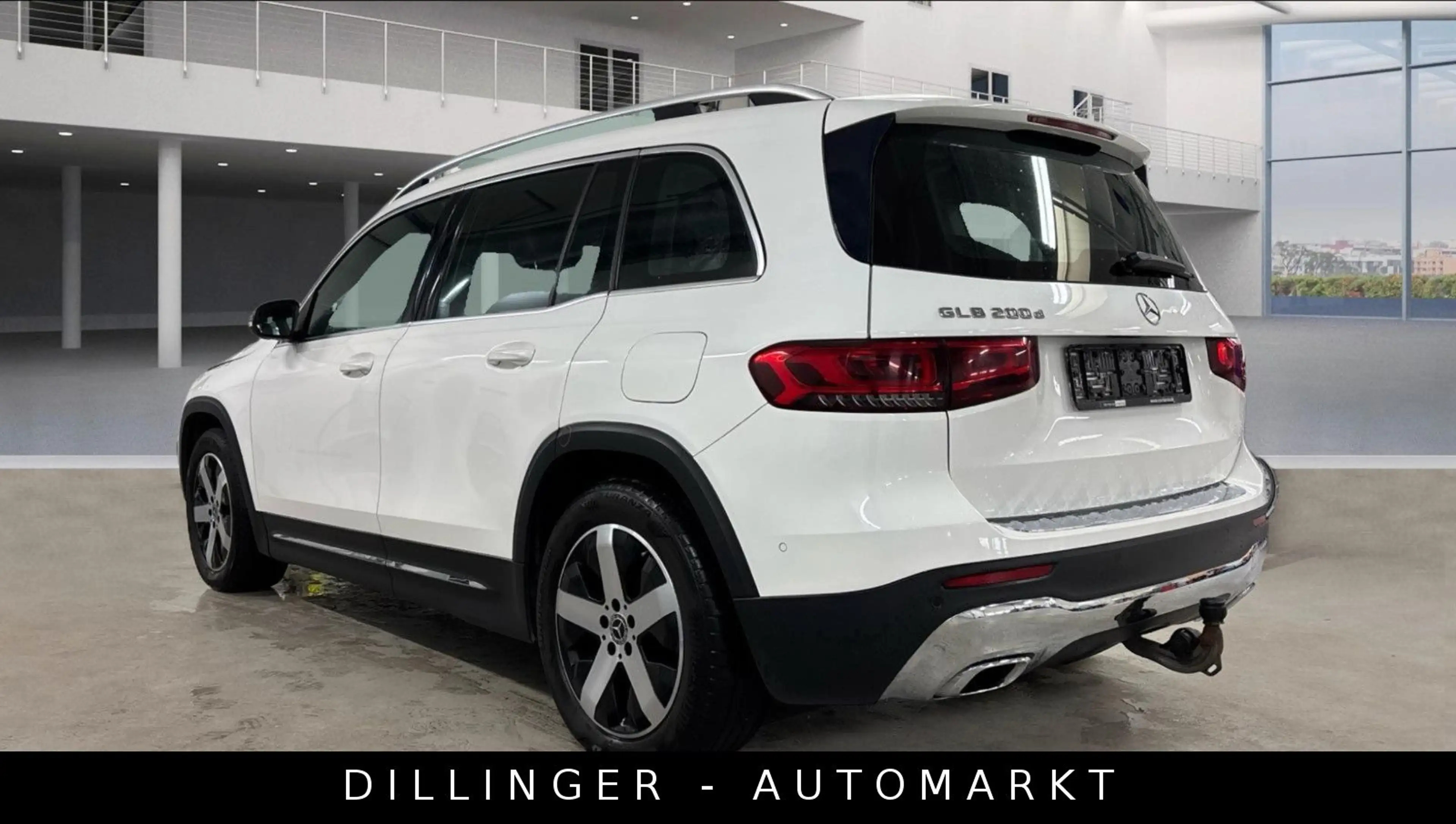 Mercedes-Benz GLB 200 d 8G LED Navi AHK Shz Kamera PDC Tempomat — photo 3