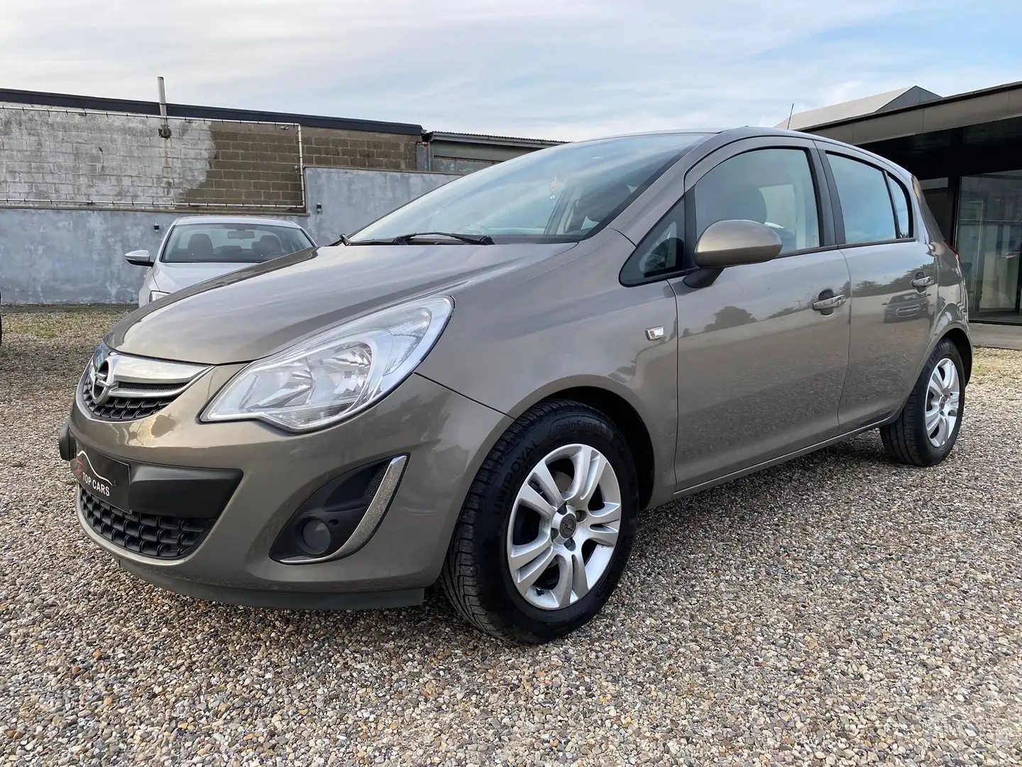 Opel Corsa Cosmo Brun - 1