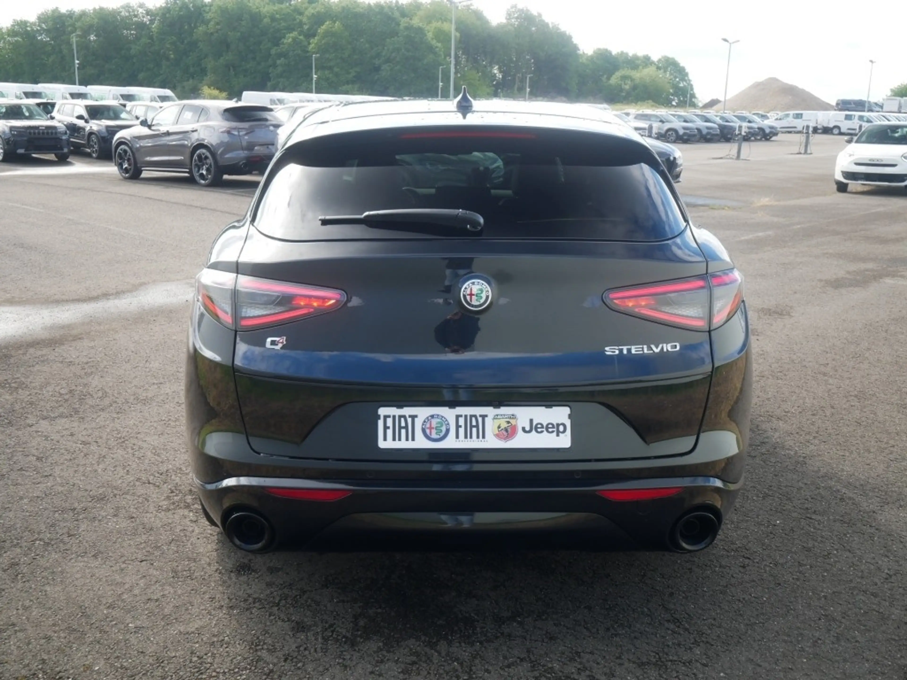 Alfa Romeo Stelvio VELOCE 2.2 DIESEL 16V 210 PS AT8 Q4 TECHNOLOGIE AH — photo 4