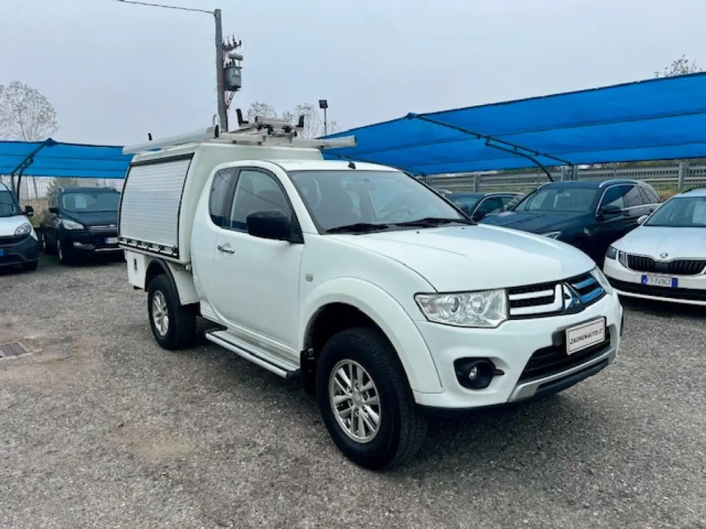 Mitsubishi L200 2.5 DI-D/178CV DC Intense Plus DPF-ATTREZZATO+IVA Blanco - 1