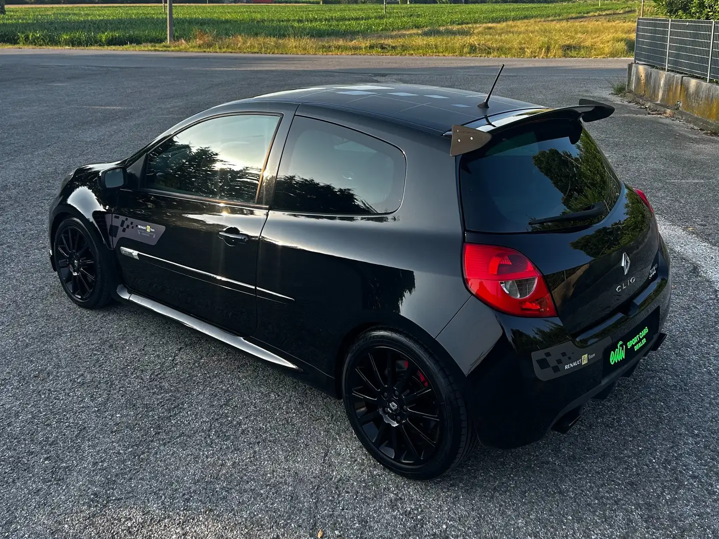 Renault Clio 3p 2.0 16v F1 Team 200cv Nero - 2