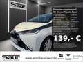 Toyota Aygo X-Play Touch 1.0 RÜCKFAHRKAMERA KLIMA ISOFIX BLUET Weiß - thumbnail 1