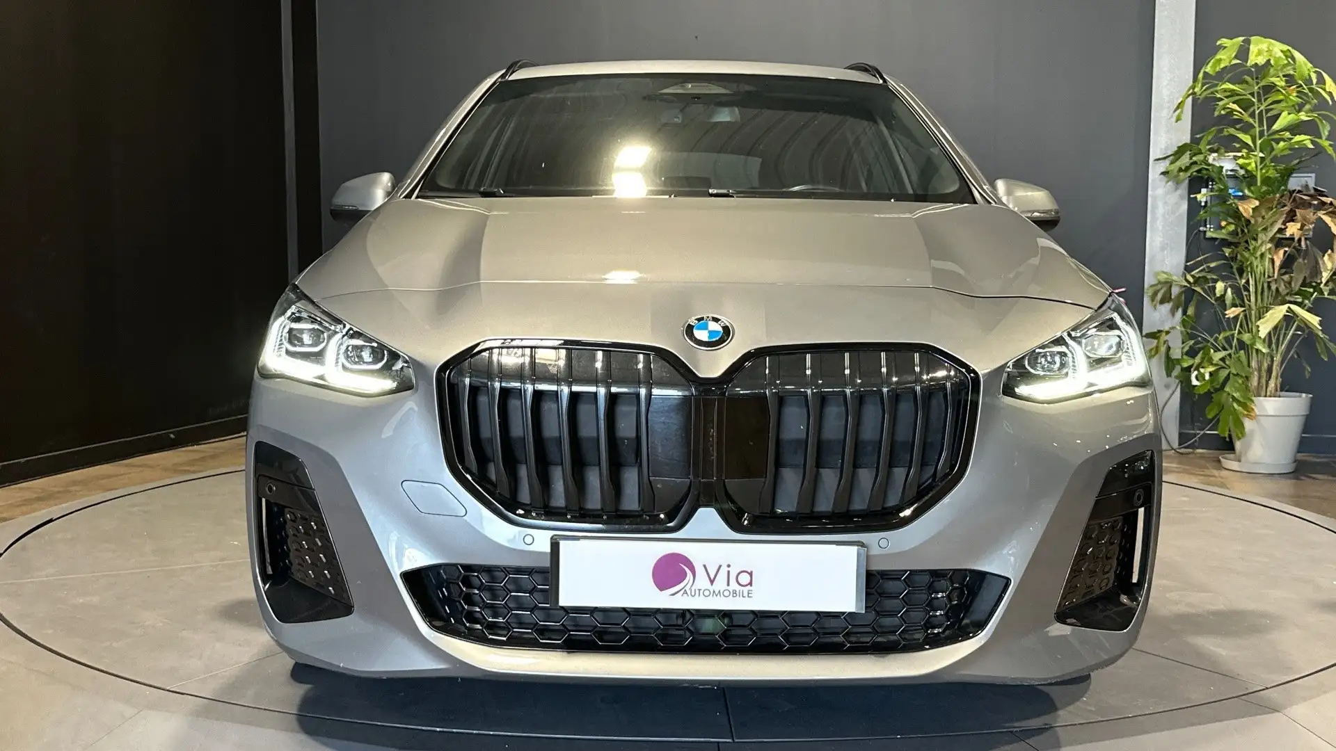 BMW 218 Active Tourer 218i 136 M Sport Grau - 2