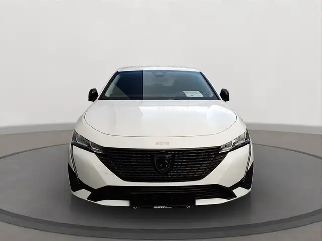 Peugeot 308 view 3