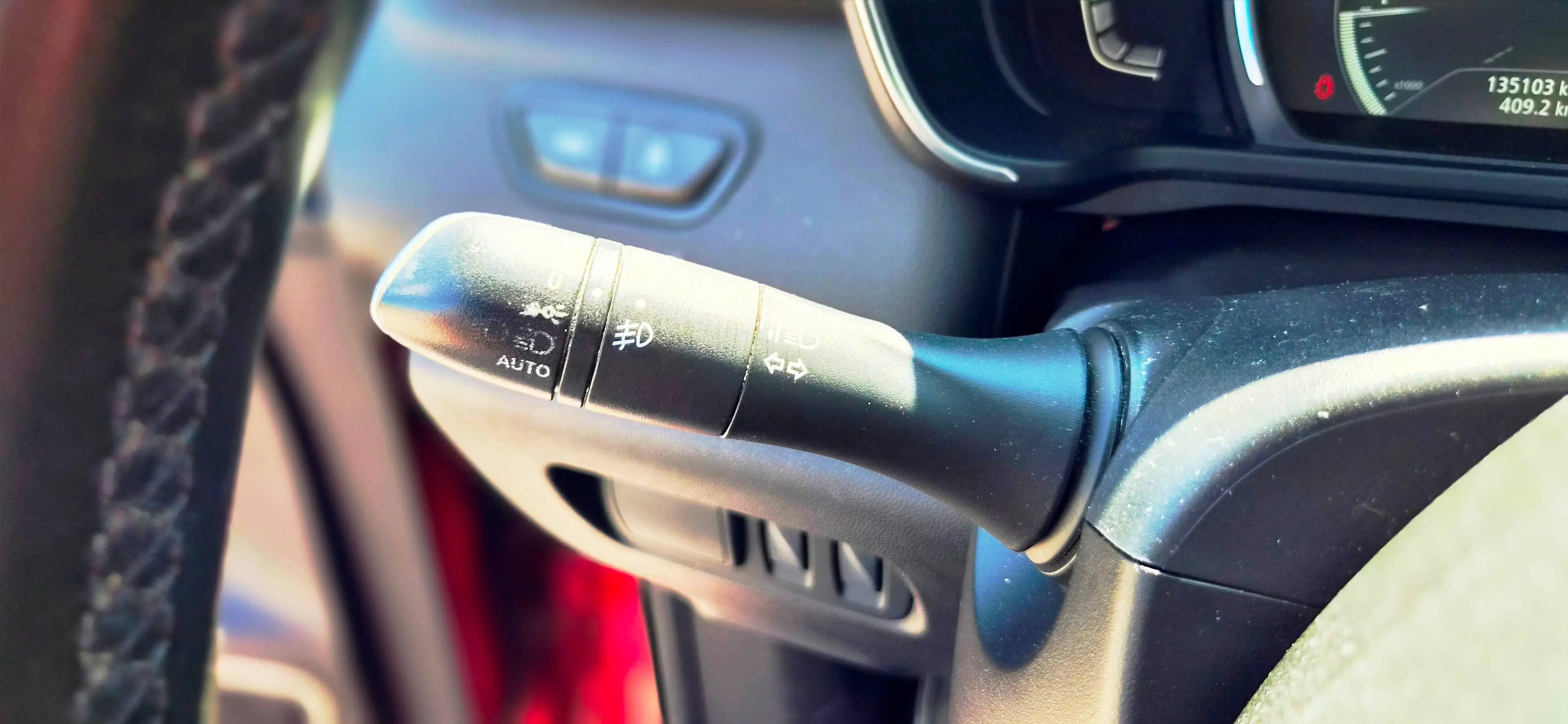 Renault Kadjar Bose Edition/2Hand/Teilleder/Panoramadach/Anhängerkupplung /Navi/Kamera/Allwetterreifen/ — photo 18