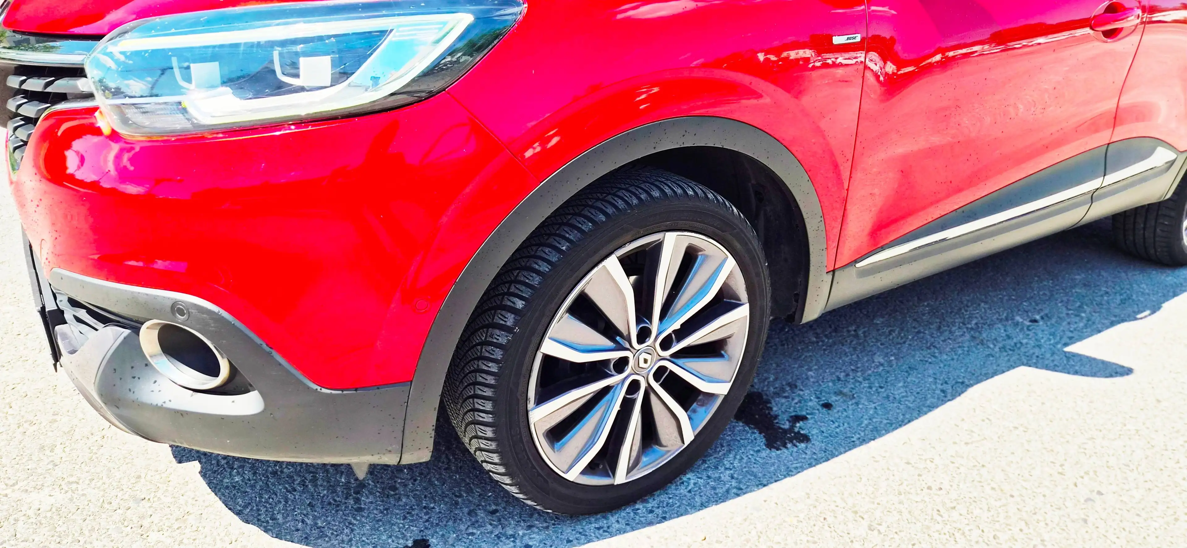 Renault Kadjar Bose Edition/2Hand/Teilleder/Panoramadach/Anhängerkupplung /Navi/Kamera/Allwetterreifen/ — photo 25