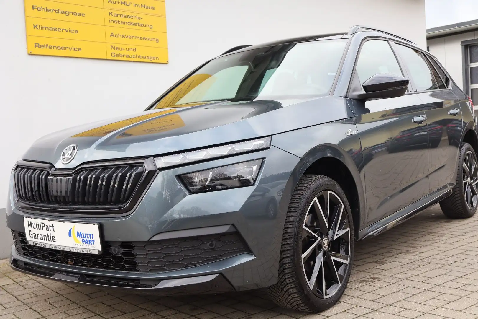 Skoda Kamiq Monte Carlo NAVI/LED/PANO/KAMERA/App-Con. Grau - 2