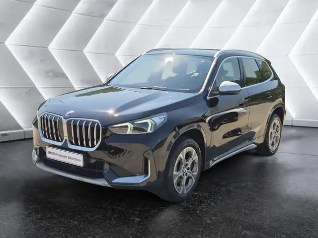 BMW X1 main image