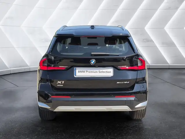 BMW X1 view 3