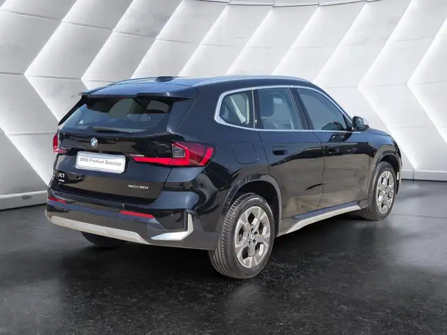 BMW X1 view 4