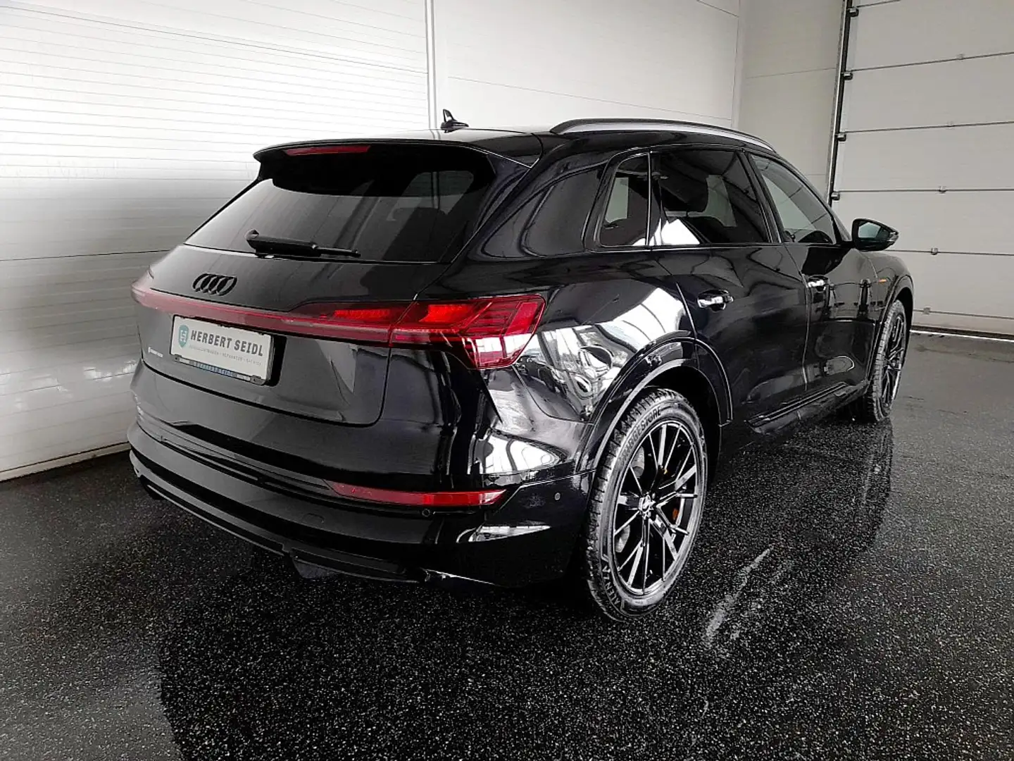 Audi e-tron 50 quattro S-Line Black Edition *WENIG KM / MAT... Noir - 2