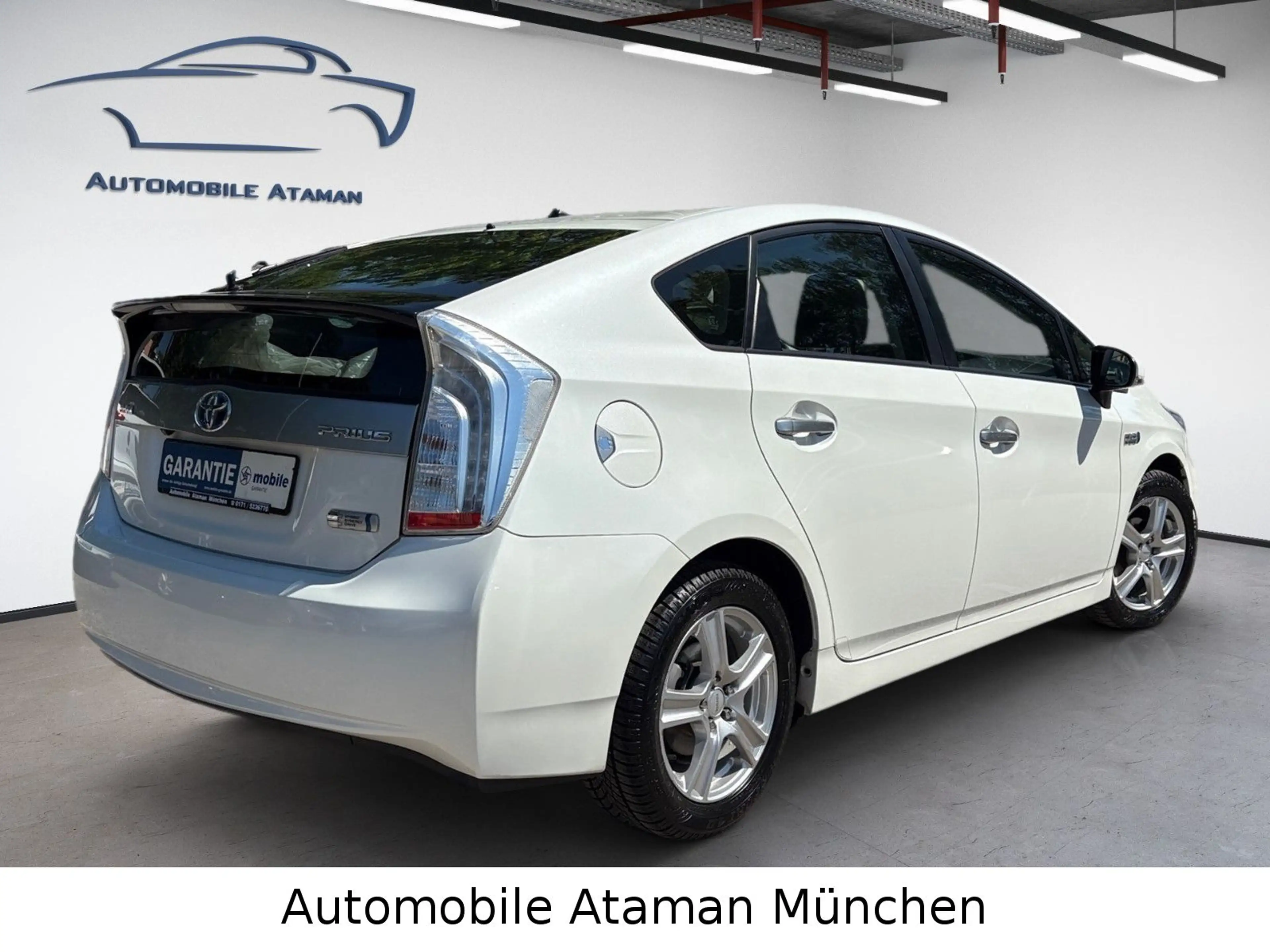 Toyota Prius 1.8 Plug-in Hybrid Life Aut. / 1.Hand — photo 6