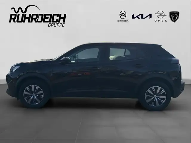 Peugeot E-2008 view 2