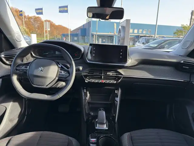 Peugeot E-2008 view 10