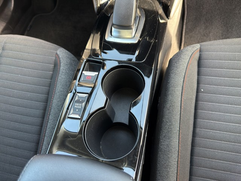 Peugeot e-2008 ACTIVE ELEKTROMOTOR 136 — photo 11