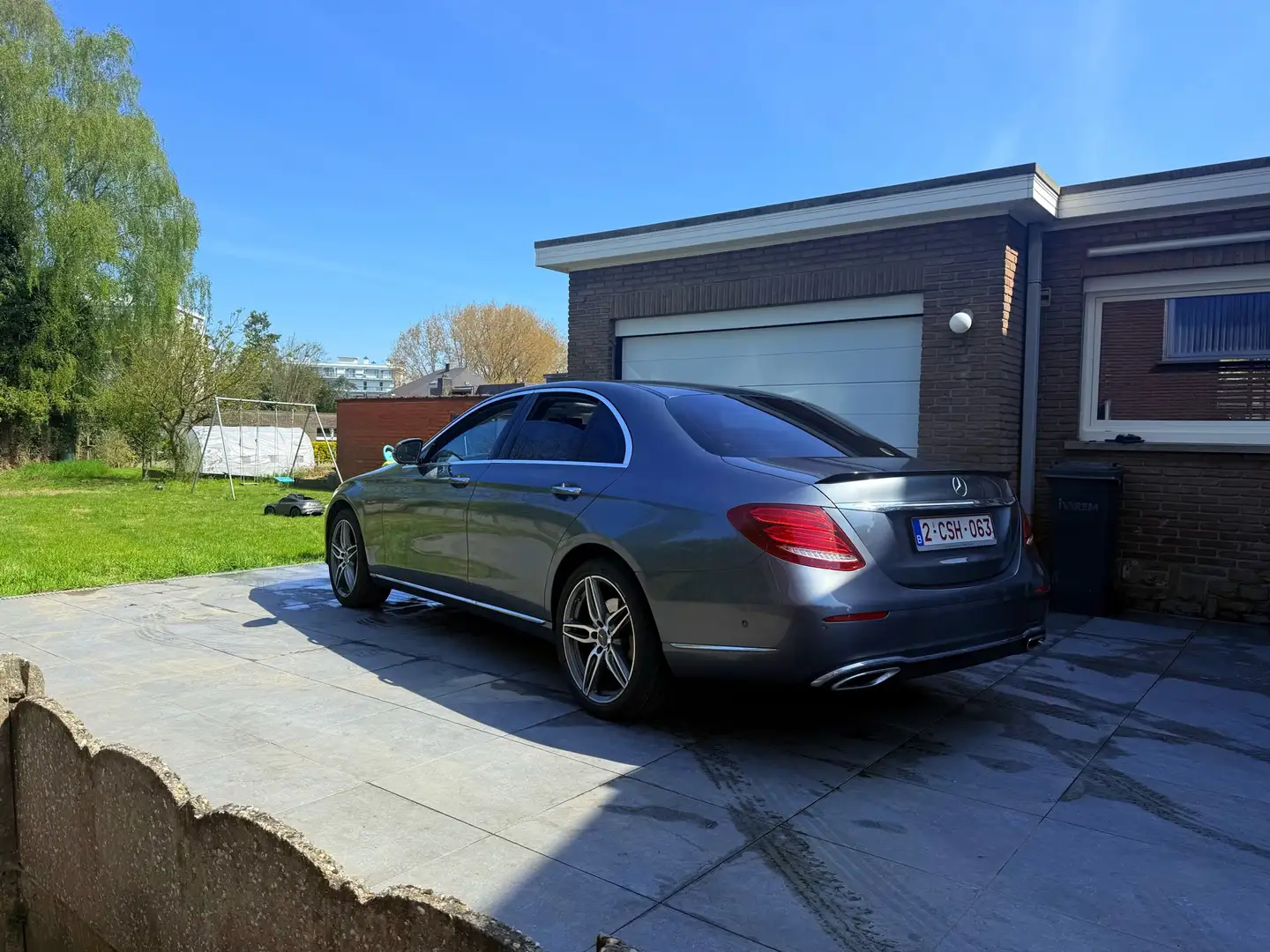 Mercedes-Benz E 350 d 9G-TRONIC Avantgarde - 2
