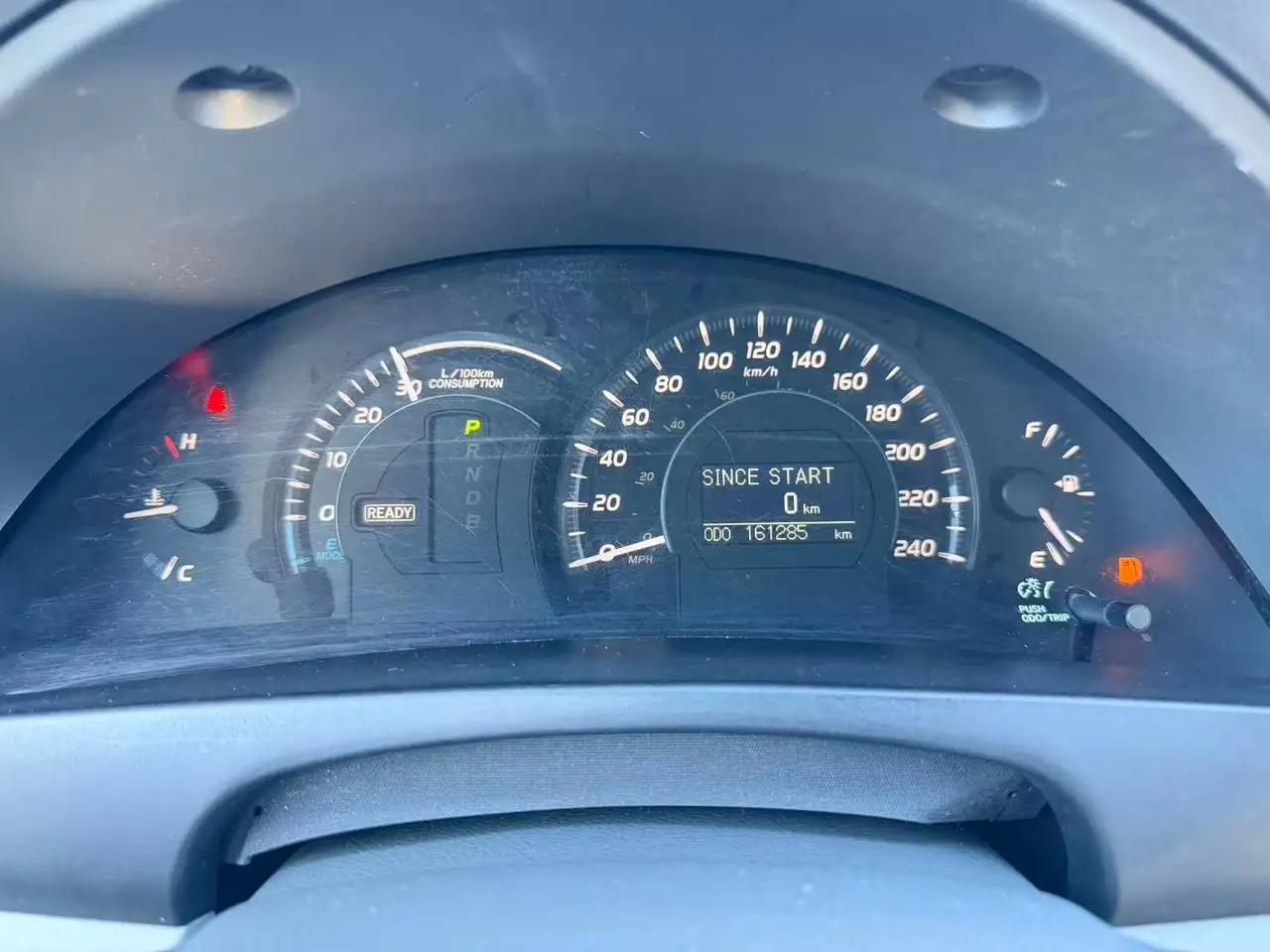 Toyota Camry снимка Toyota Camry