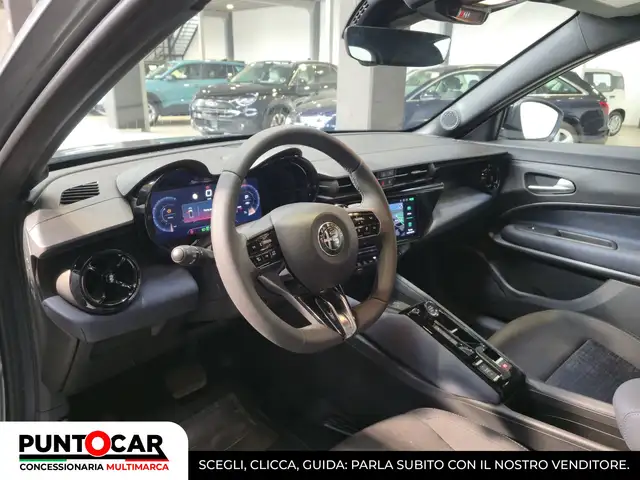 Alfa Romeo Junior view 10