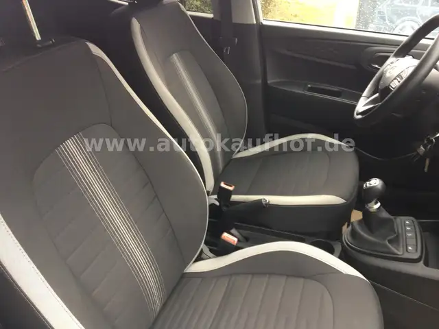 Hyundai I10 view 12