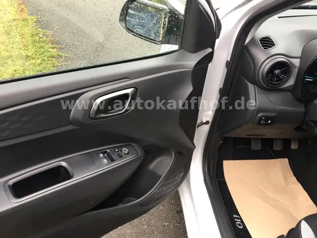 Hyundai I10 view 15