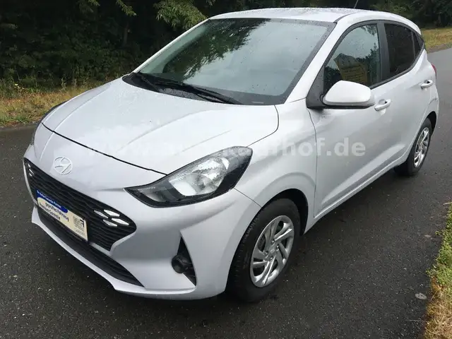 Hyundai I10 view 4