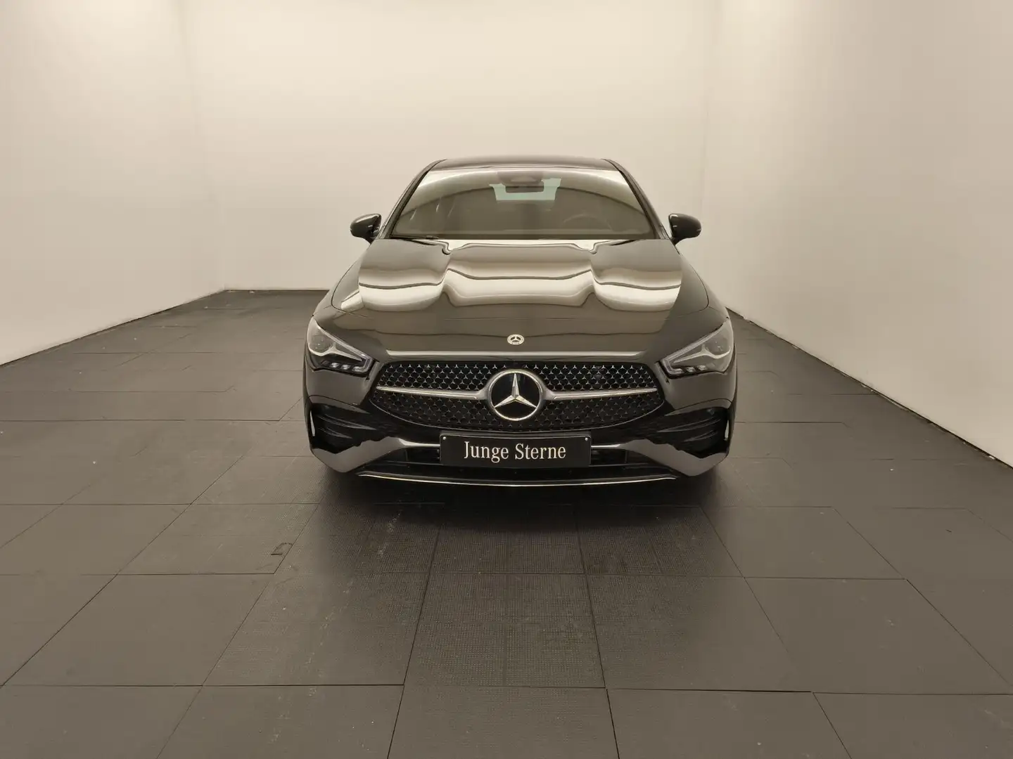 Mercedes-Benz CLA 180 CLA 180 Coupé AMG Advanced Plus Smartphone Integra Schwarz - 2