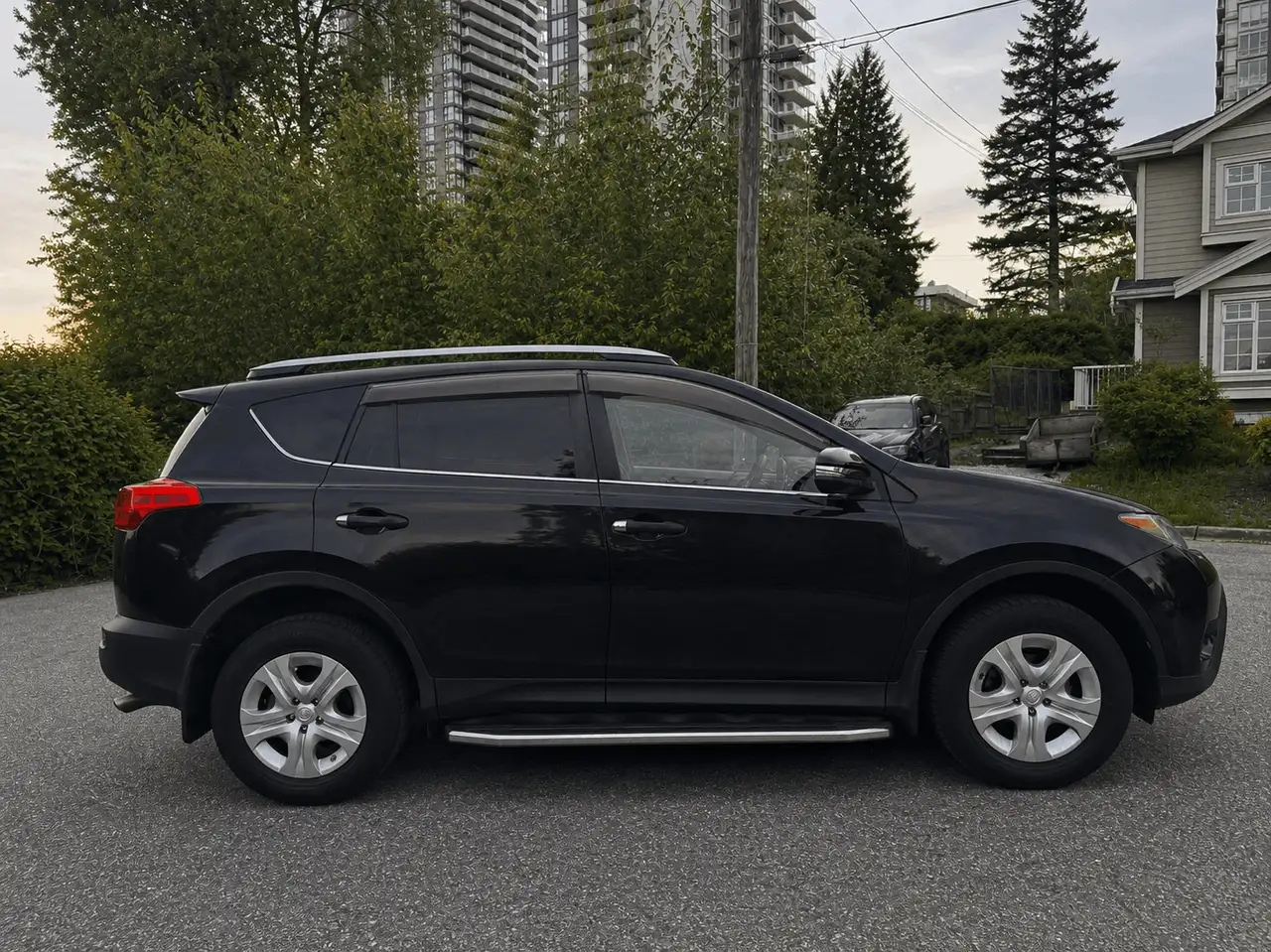 Toyota RAV 4 снимка Toyota RAV 4