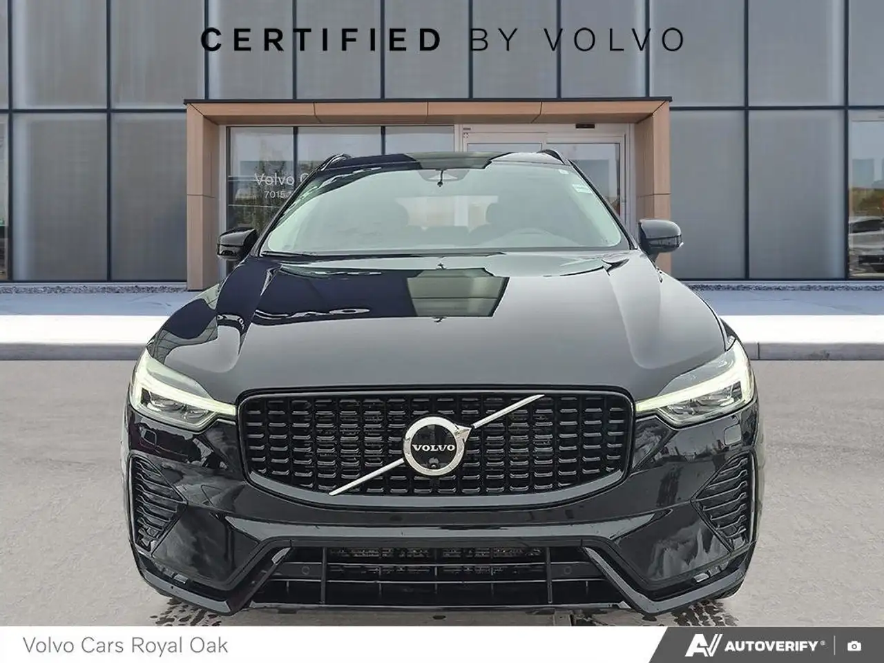 Volvo XC60 снимка Volvo XC60