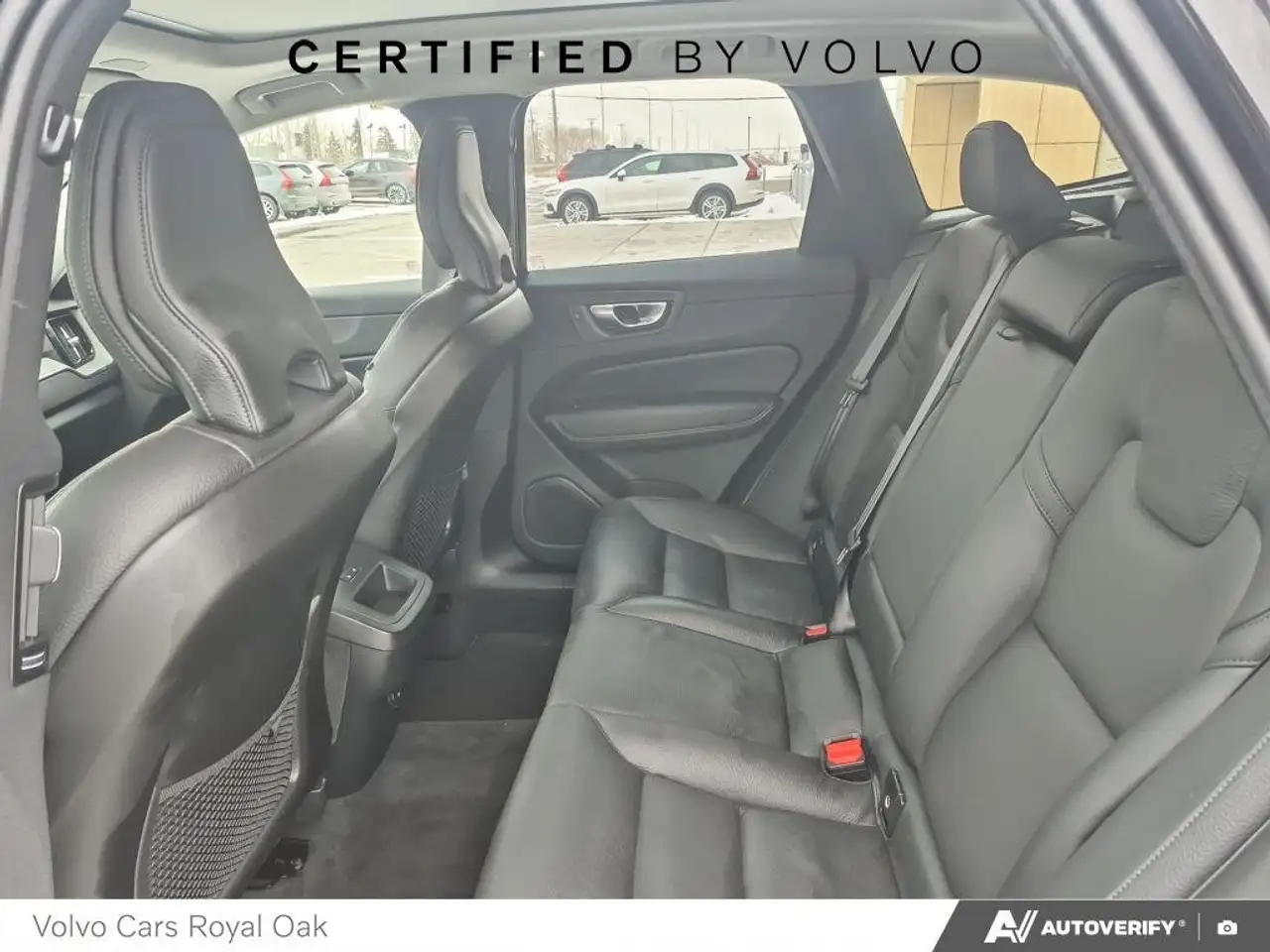 Volvo XC60 снимка Volvo XC60