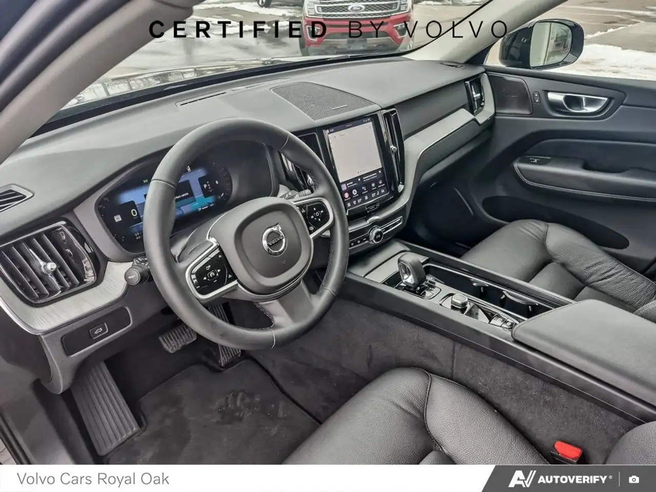 Volvo XC60 снимка Volvo XC60