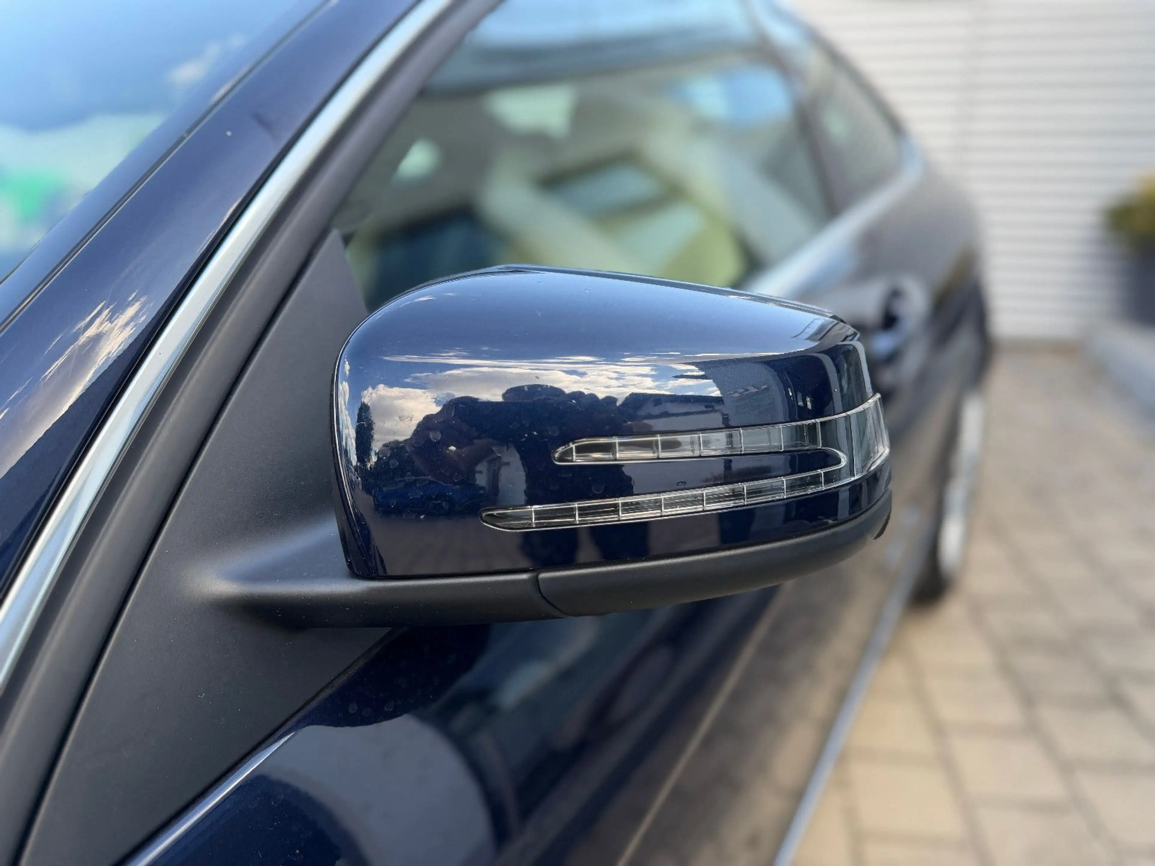 Mercedes-Benz C 350 C Coupe 350 CGI BlueEfficiency COMAND Bi-Xenon — photo 7
