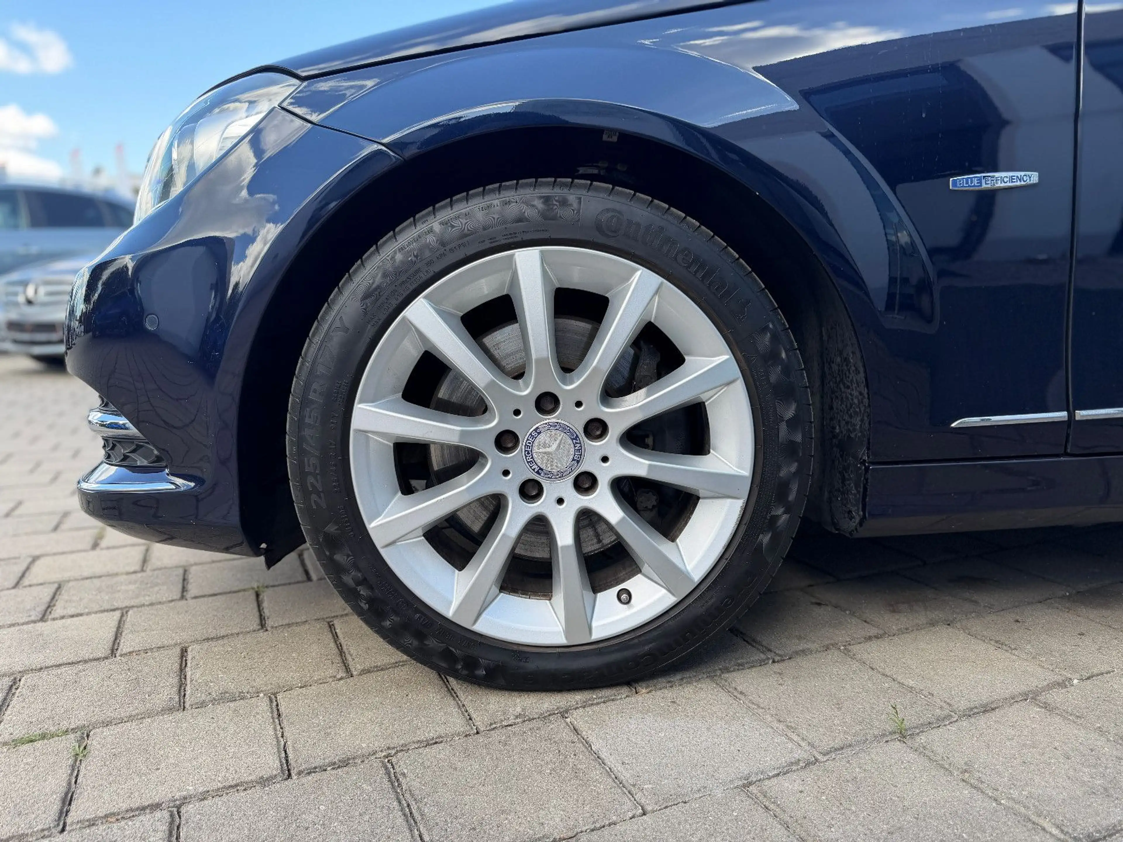Mercedes-Benz C 350 C Coupe 350 CGI BlueEfficiency COMAND Bi-Xenon — photo 6