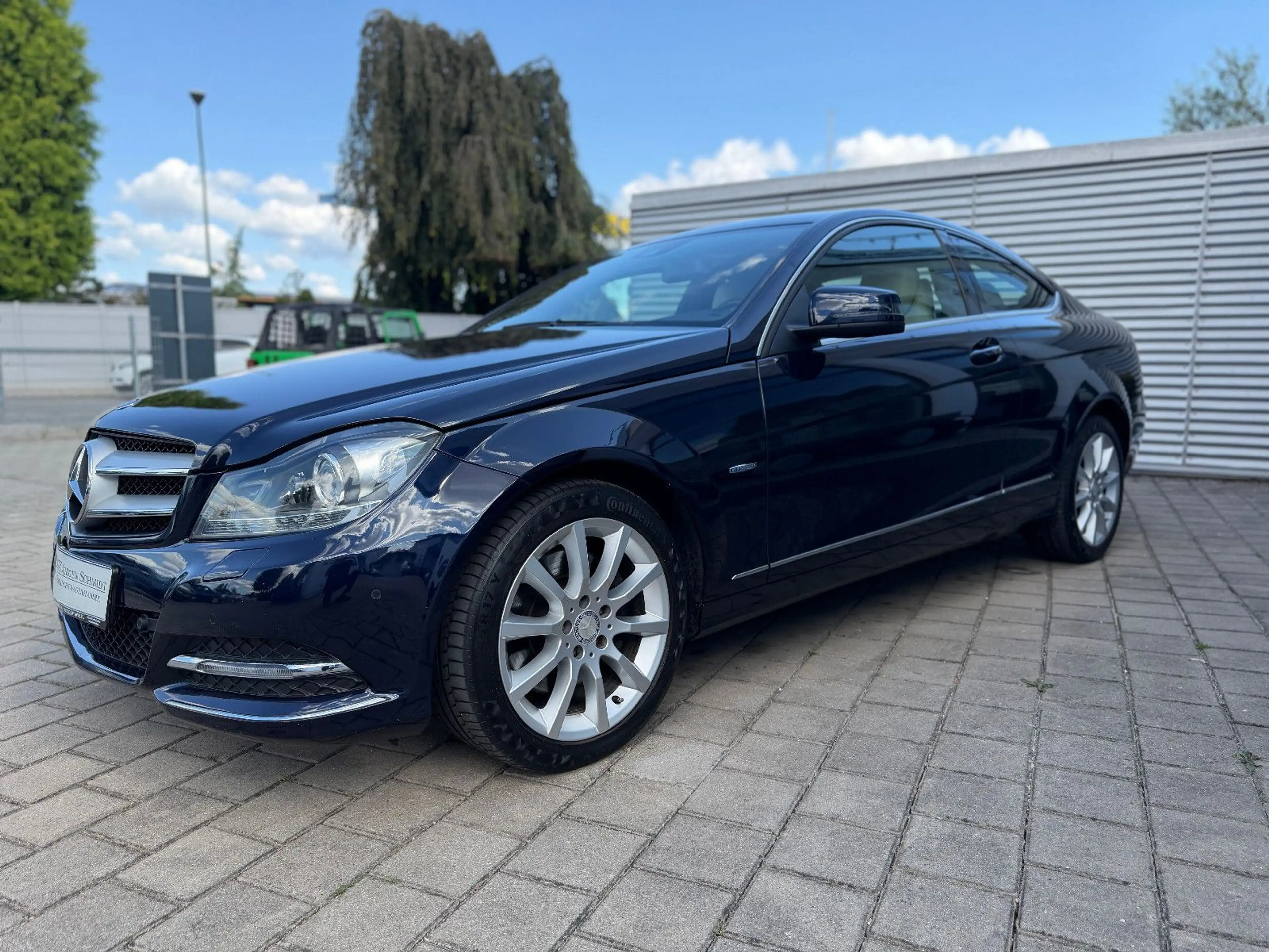 Mercedes-Benz C 350 C Coupe 350 CGI BlueEfficiency COMAND Bi-Xenon
