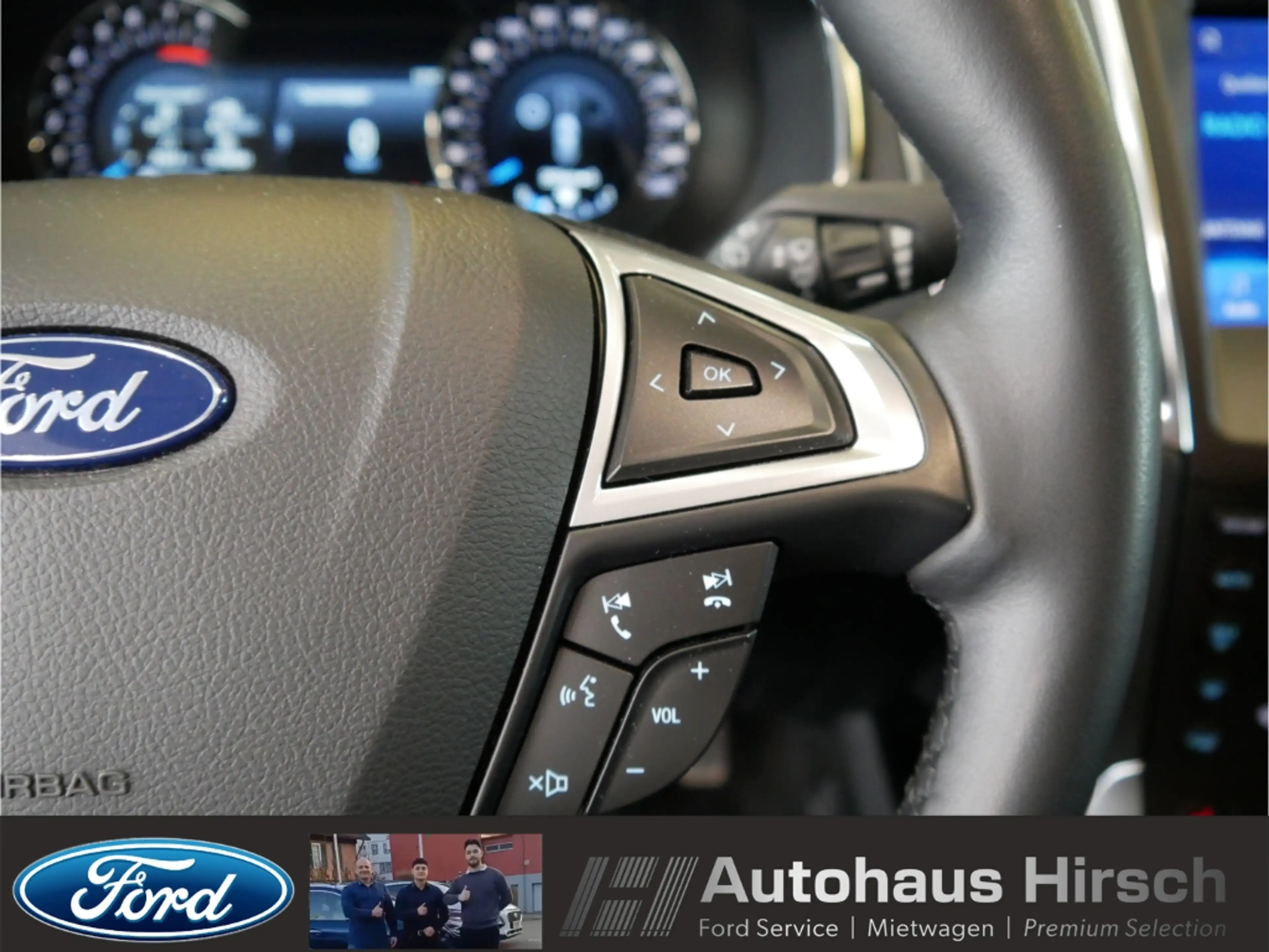 Ford S-Max 7-Sitzer Hybrid Titanium AHK-abn Navi LED ACC — photo 14