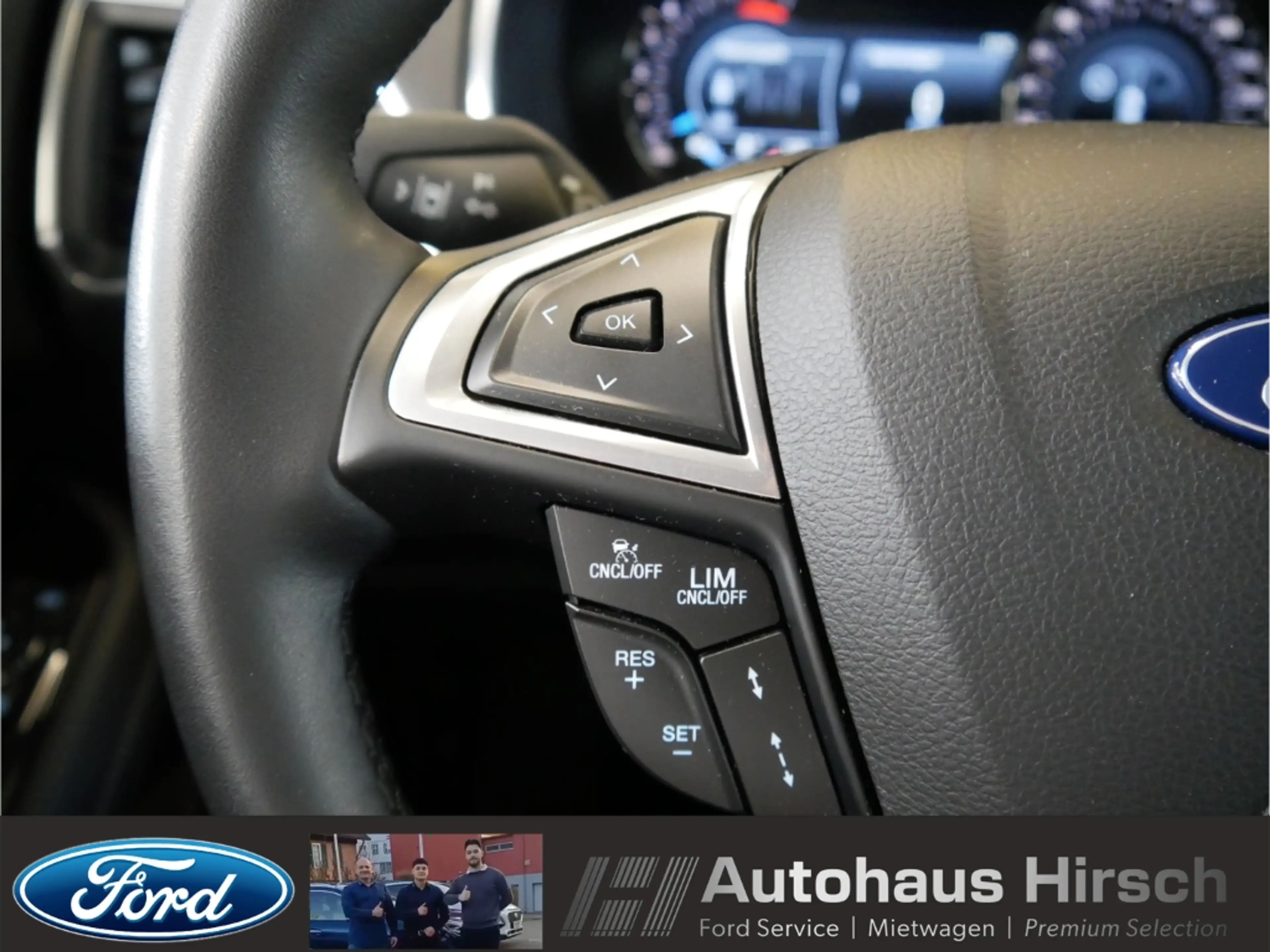 Ford S-Max 7-Sitzer Hybrid Titanium AHK-abn Navi LED ACC — photo 12