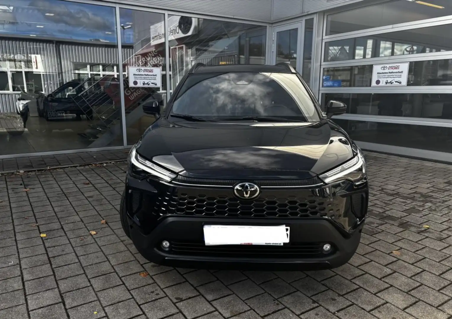 Toyota Corolla Cross Hybrid 2.0 VVT-i Teamplayer Schwarz - 2