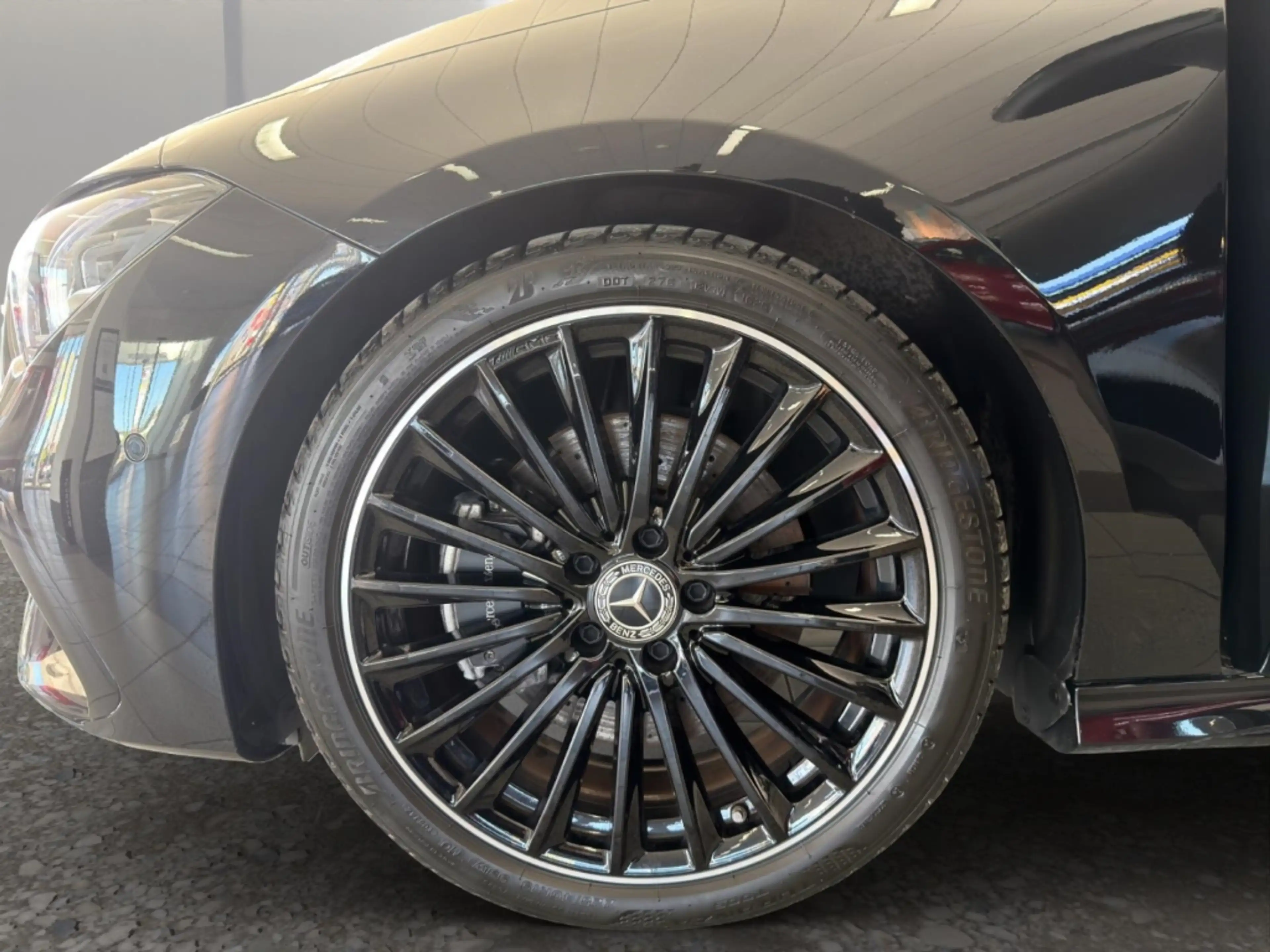 Mercedes-Benz CLA 200 d AMG LINE ADVANCED PLUS DISTR+MULTIBEAM — photo 12