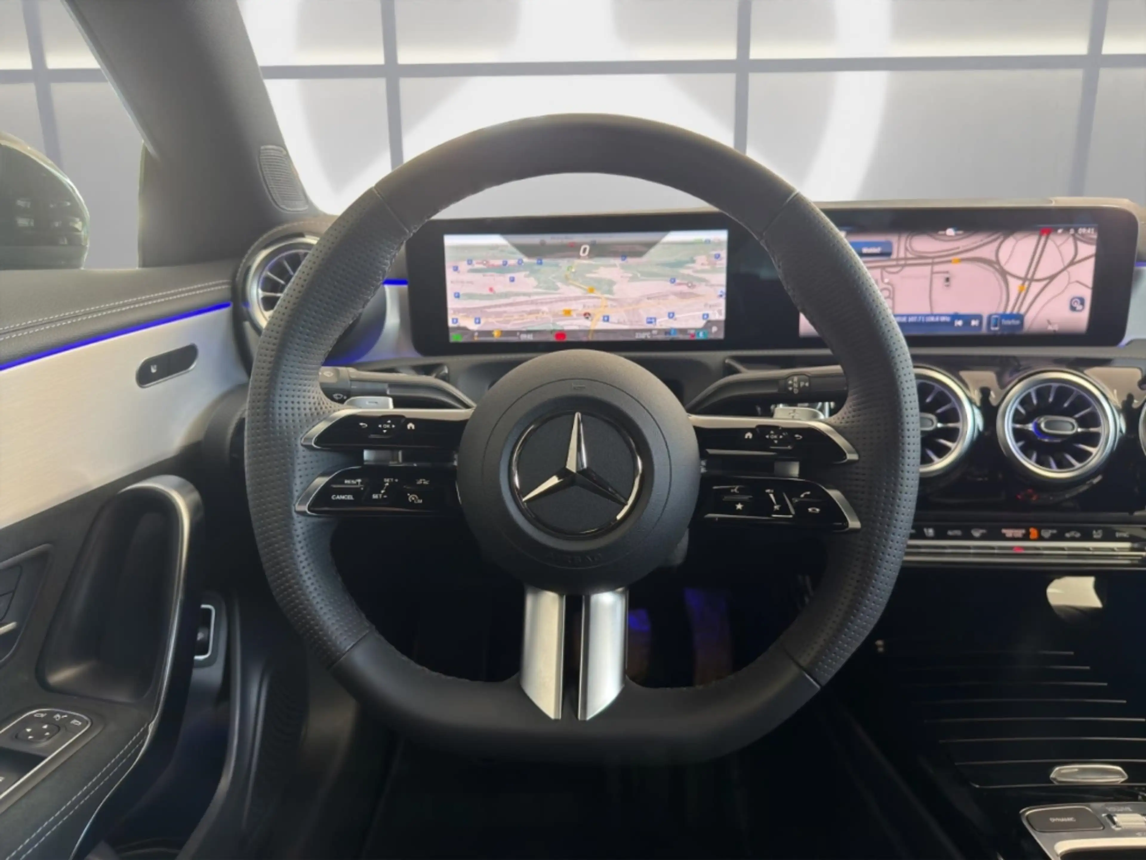 Mercedes-Benz CLA 200 d AMG LINE ADVANCED PLUS DISTR+MULTIBEAM — photo 7