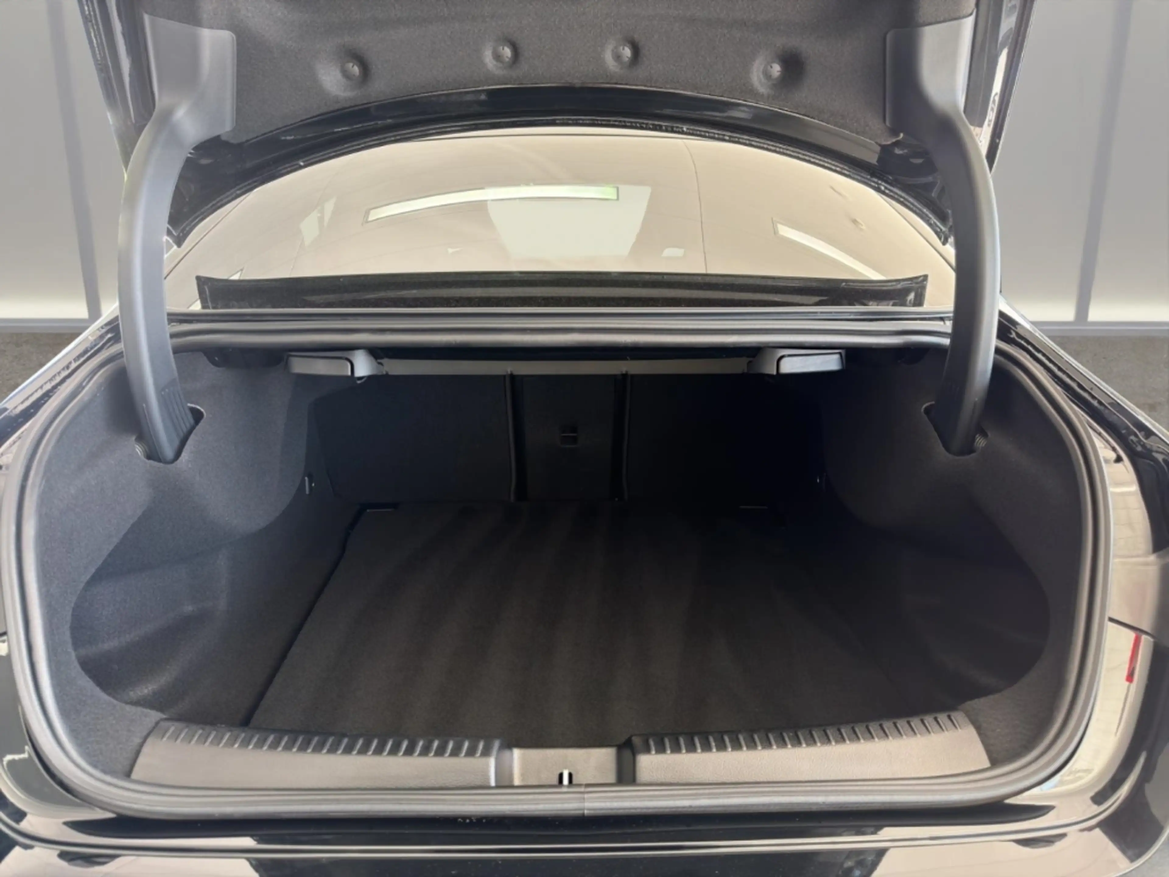 Mercedes-Benz CLA 200 d AMG LINE ADVANCED PLUS DISTR+MULTIBEAM — photo 13